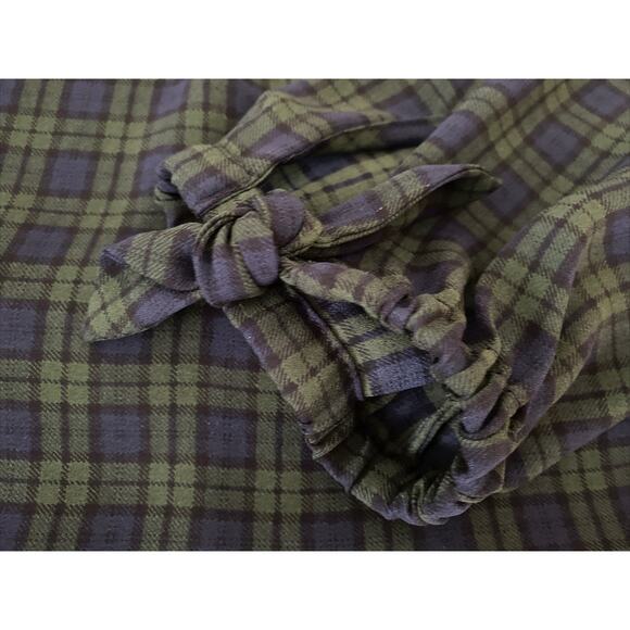 Talbot's Woman Petite Size Semi Sheer Black Watch Plaid Blouse LS Holidays - Picture 3 of 4